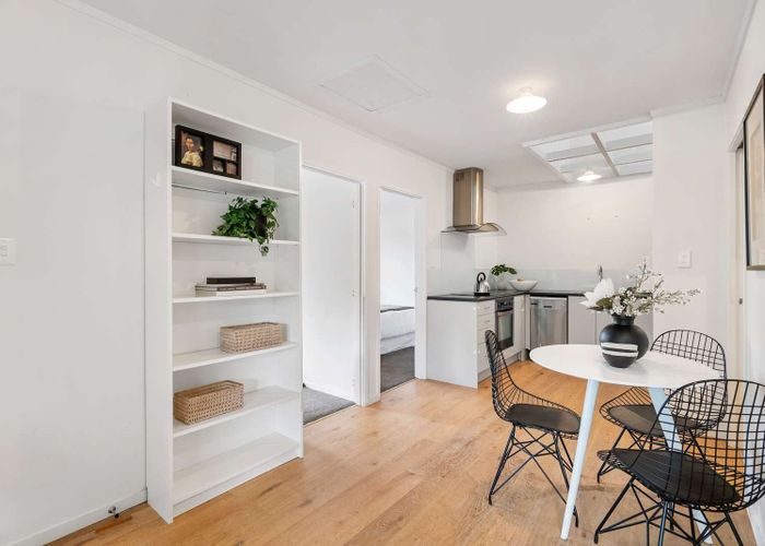  at Morningside, Auckland City, Auckland