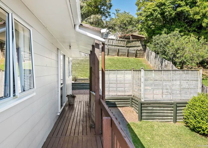  at 5 Malibu Grove, Bayview, North Shore City, Auckland