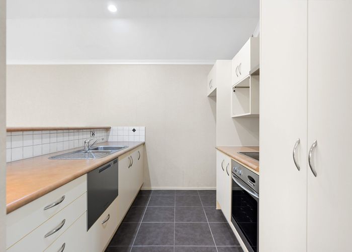  at 15C Manning Street, Hamilton Central, Hamilton