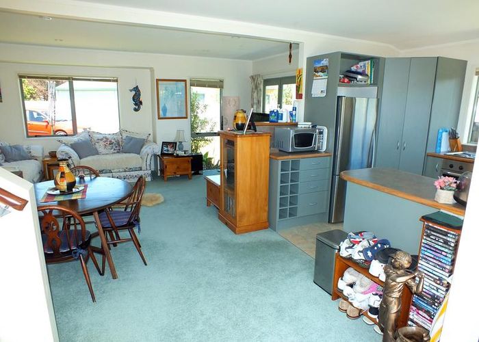  at 105 The Tee, Matarangi, Whitianga