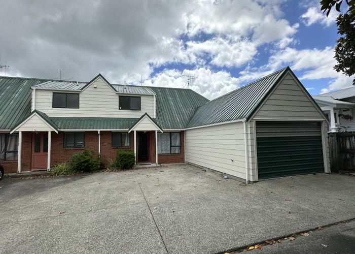  at 2/118A Macfarlane Street, Hamilton East, Hamilton, Waikato