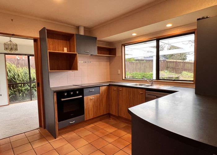  at 21 Loloma Drive, Half Moon Bay, Manukau City, Auckland