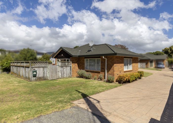 at 22 Kowhai Grove, Raumati Beach, Kapiti Coast, Wellington