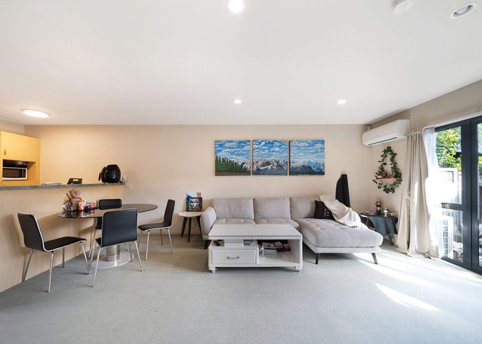  at 18/8 Soljak Place, Mount Albert, Auckland City, Auckland