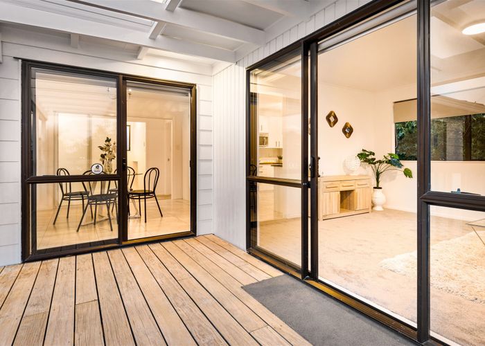  at 11 Ebony Place, Massey, Auckland