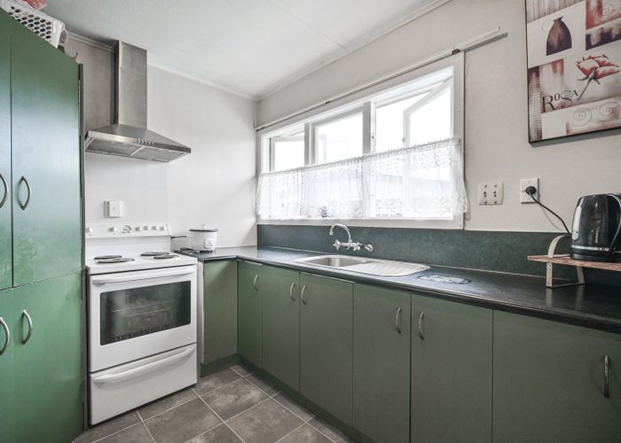  at 42 Walton Way, Flaxmere, Hastings