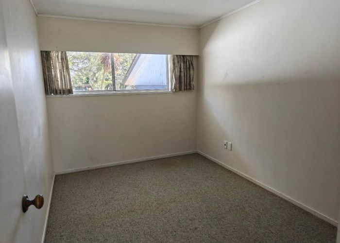  at 2/95 Olsen Avenue, Hillsborough, Auckland City, Auckland
