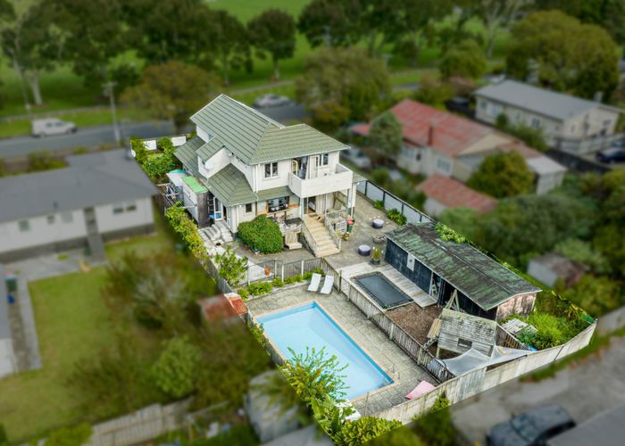  at 16 Eastdale Road, Avondale, Auckland