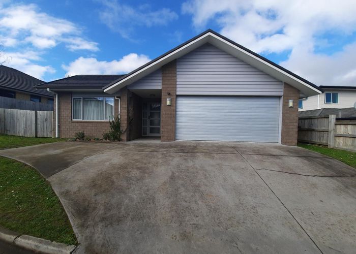  at 43 Longbow Terrace, Flagstaff, Hamilton