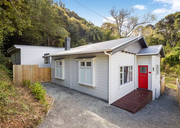  at 24 Balfour Street, Mornington, Wellington