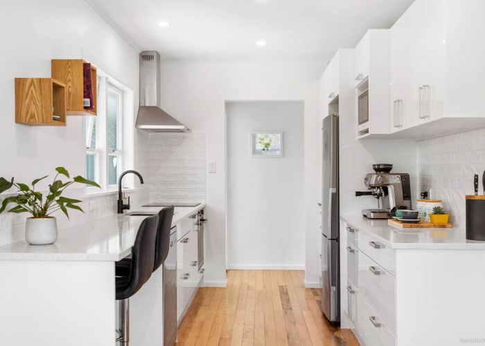  at 1/44B Pleasant Road, Glen Eden, Auckland