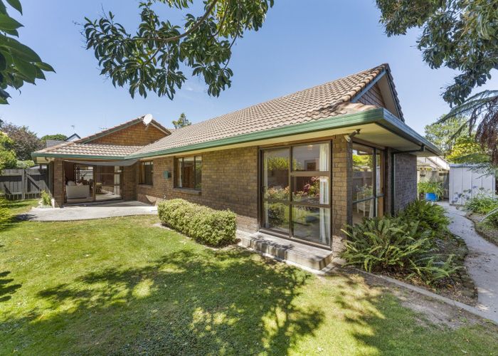  at 3 Dresdan Court, Hokowhitu, Palmerston North