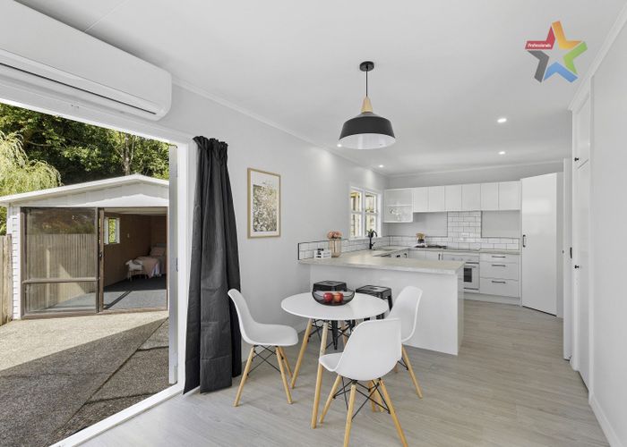  at 385 Stokes Valley Road, Stokes Valley, Lower Hutt
