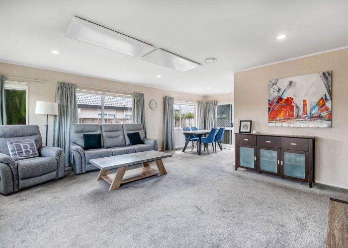  at 3a McGowan Place, Orewa, Rodney, Auckland