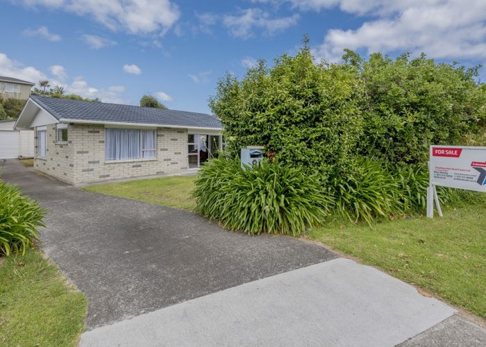  at 81 Tasman Road, Otaki Beach, Otaki