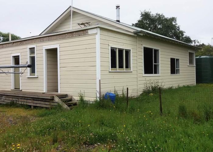  at 2975 Cheltenham Hunterville Road, Cheltenham, Feilding