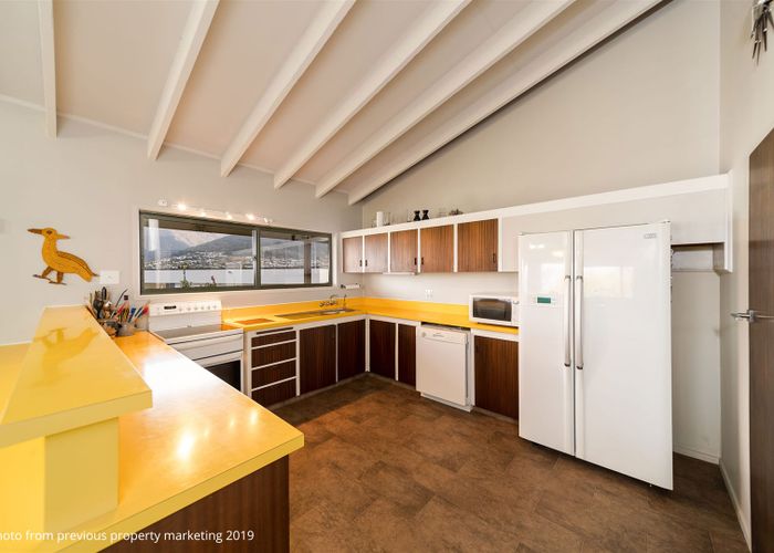  at 18 Poplar Drive, Kelvin Heights, Queenstown