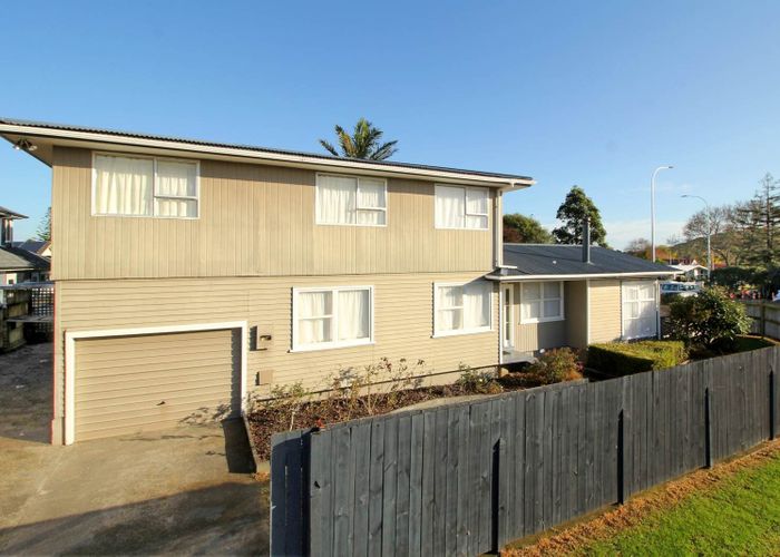  at 320 Bucklands Beach Road, Bucklands Beach, Manukau City, Auckland