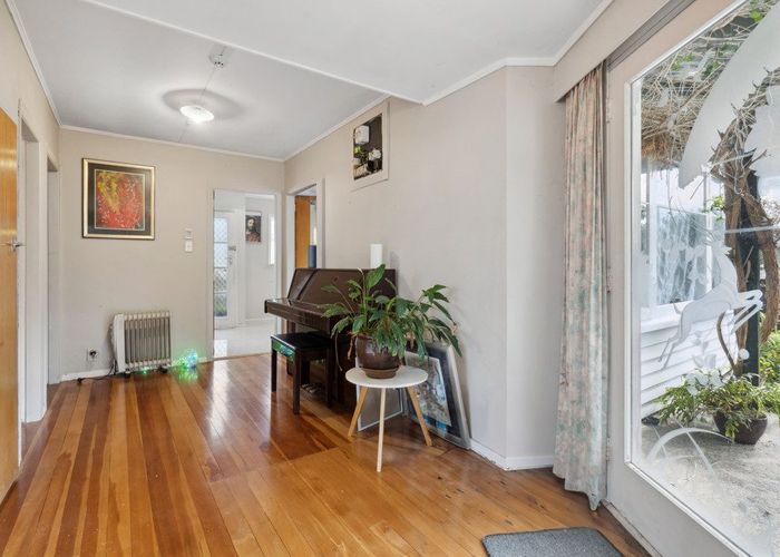  at 37 Frederick Street, Wainuiomata, Lower Hutt, Wellington
