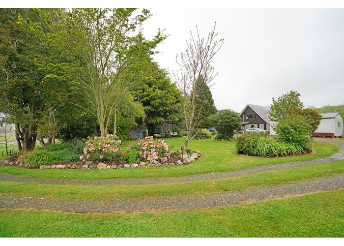 For sale 2276 Ohai Clifden State Highway, Tuatapere, Southland