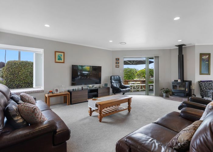  at 36 Tiverton Crescent, Whalers Gate, New Plymouth