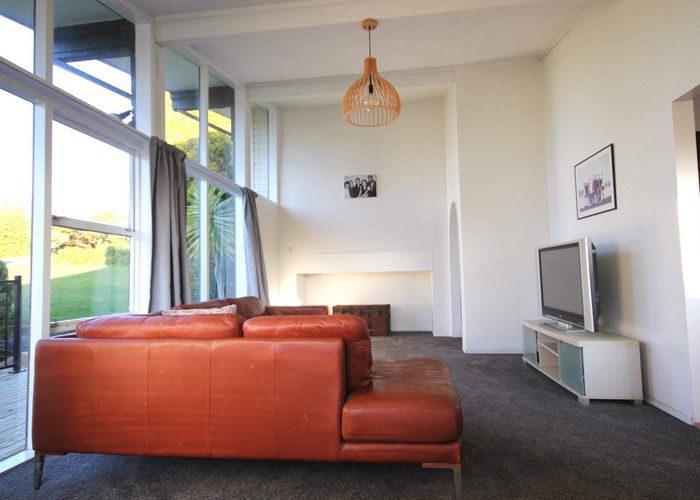  at 2A HAMMOND AVE, Hatsfield Beach , Orewa