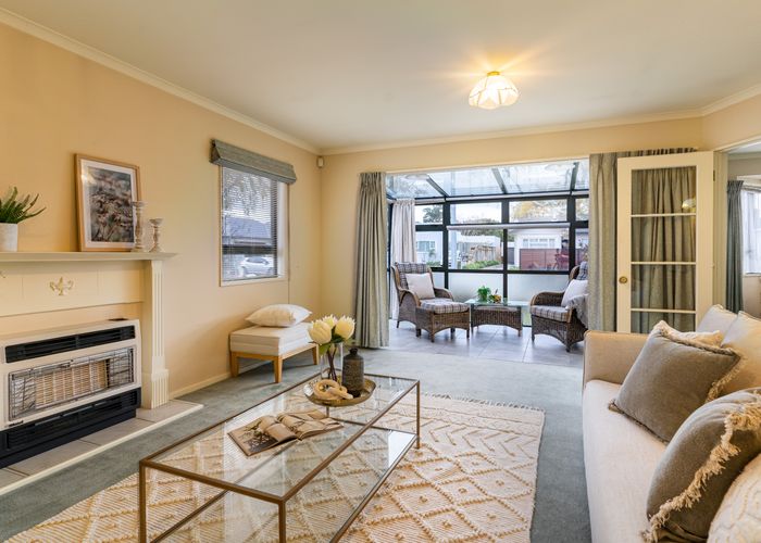  at 18 Winston Avenue, Hokowhitu, Palmerston North