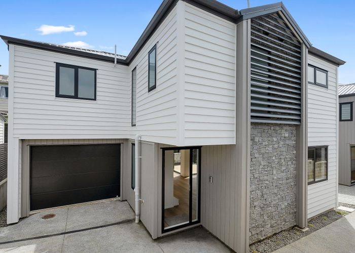  at 22D Moata Road, One Tree Hill, Auckland
