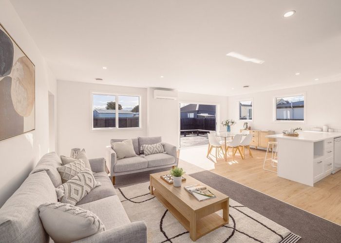  at 104 Aorangi Road, Bryndwr, Christchurch
