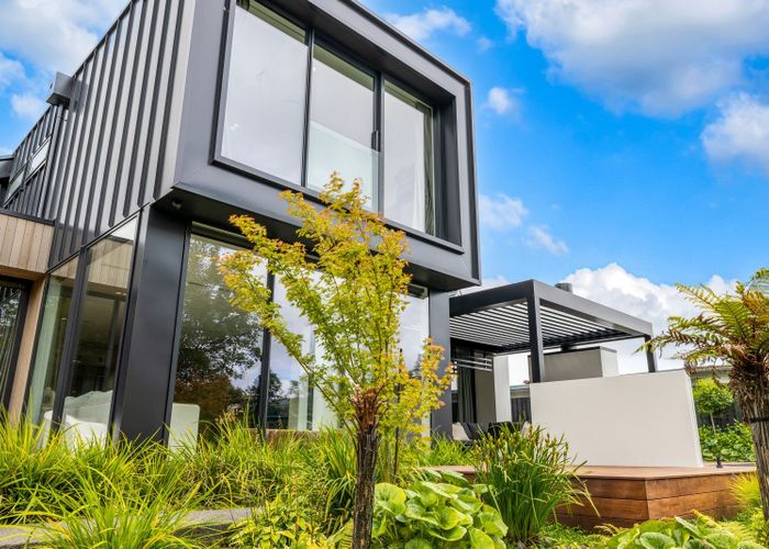  at 32 Chapter Street, Merivale, Christchurch City, Canterbury