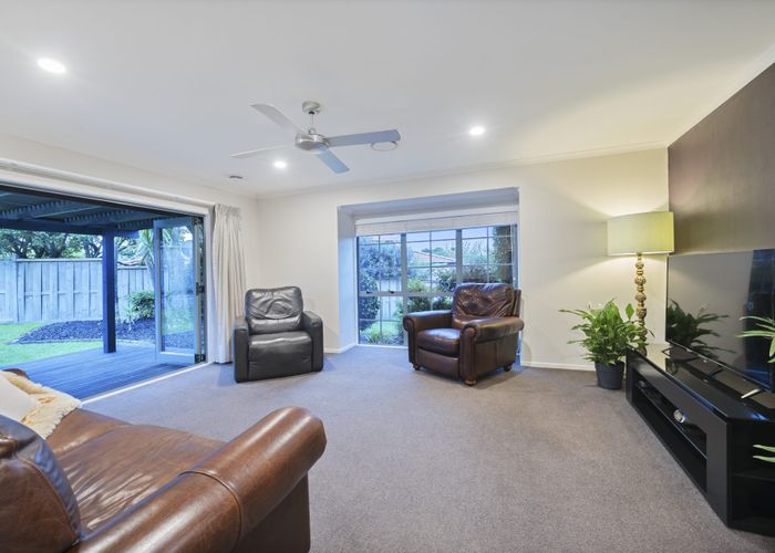  at 16 Braestar Court, Henderson, Waitakere City, Auckland