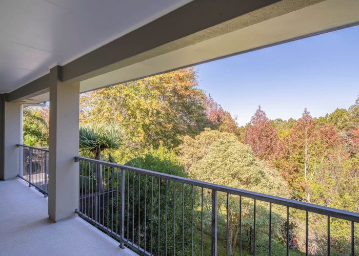  at 5/90 Albany Highway, Albany, North Shore City, Auckland