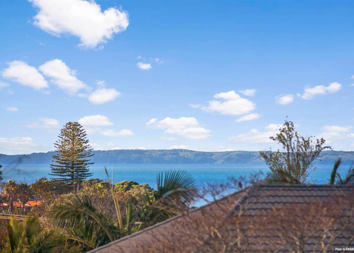  at 2 Tiri View Place, Waiake, Auckland