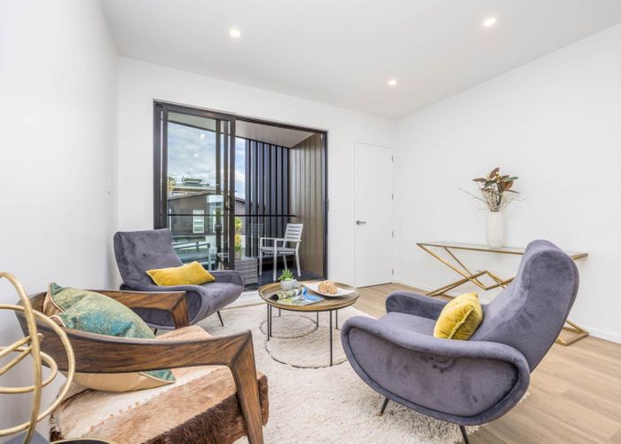  at 4/54 Taharoto Road, Takapuna, North Shore City, Auckland