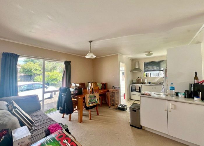  at 40 Hassan Drive, Massey, Waitakere City, Auckland