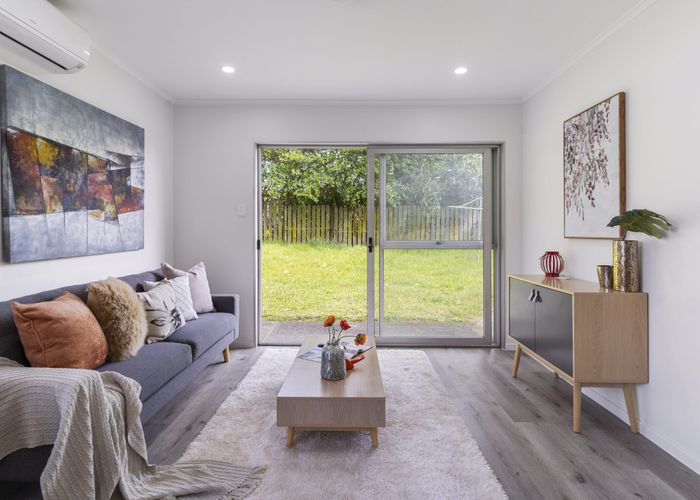  at 2/23 Shoreham Street, Avondale, Auckland