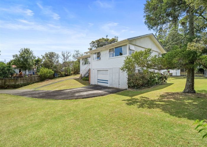  at 37 Linwood Avenue, Forrest Hill, North Shore City, Auckland