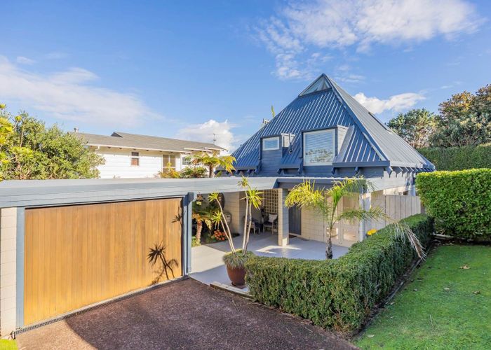  at 108 Porritt Avenue, Chatswood, Auckland