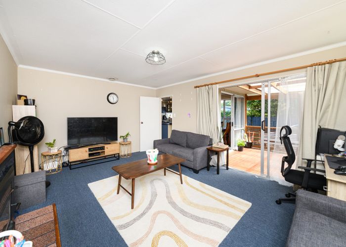  at 16 Carter Crescent, Awapuni, Palmerston North