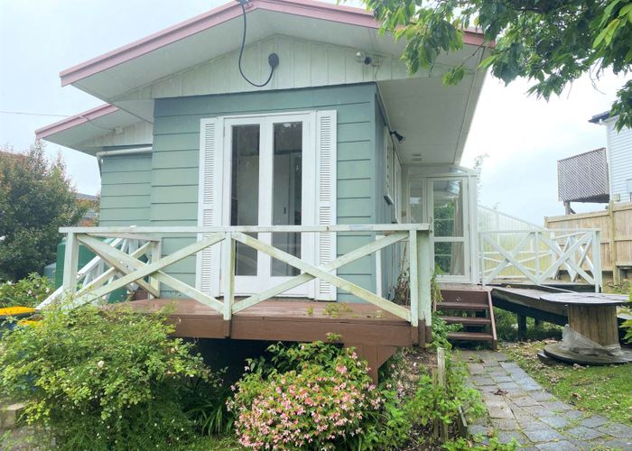  at 89 Fairview Avenue, Albany, North Shore City, Auckland