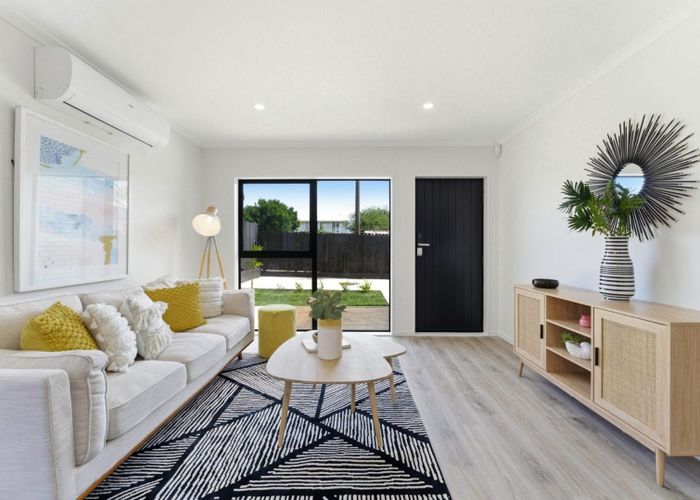  at 25 A Flatbush Rd,, Otara, Manukau City, Auckland