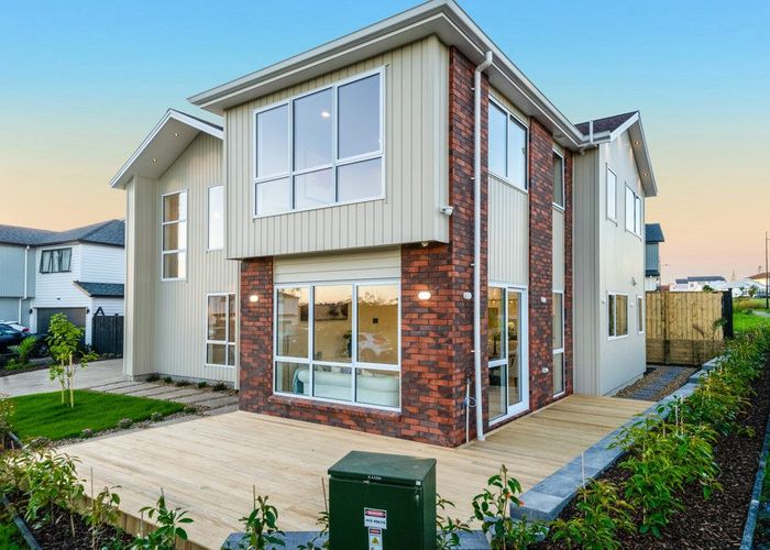  at 52 Emerald Avenue, Karaka, Franklin, Auckland