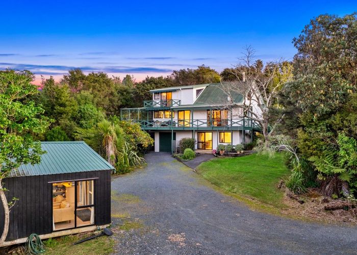  at 934 Sandspit Road, Sandspit, Warkworth