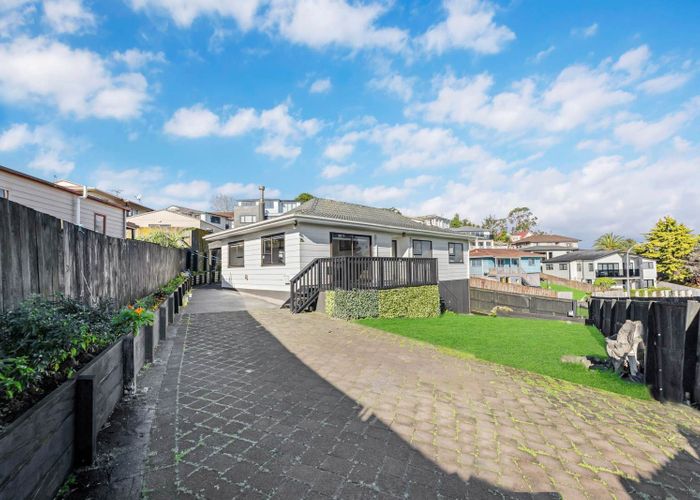  at 4 Glenmary Place, Papatoetoe, Manukau City, Auckland