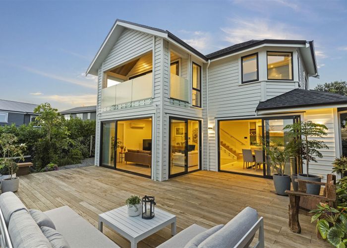  at 12 Caldera Drive, Long Bay, Auckland