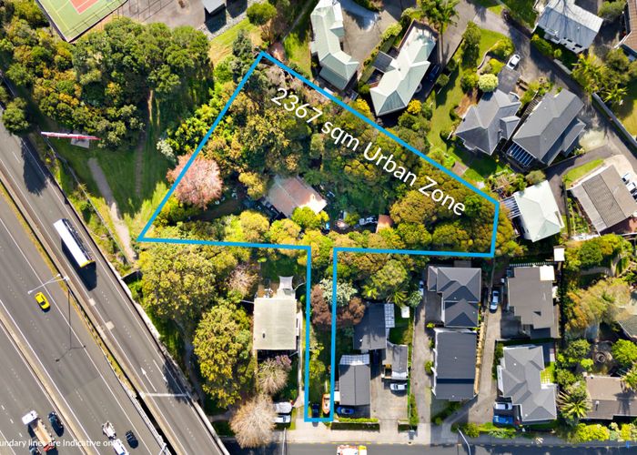  at 37 Wairau Road, Forrest Hill, North Shore City, Auckland