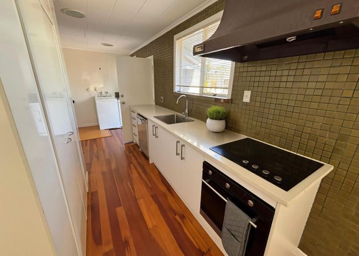  at 20 Evandale Street, Glen Innes, Auckland