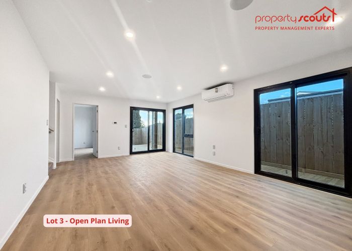  at 3 Farwood Drive, Henderson, Waitakere City, Auckland