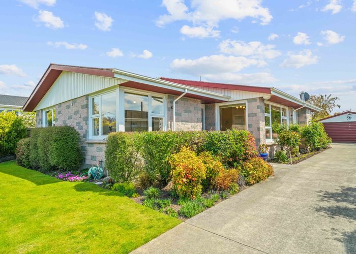  at 21 Oakfield Street, Burnside, Christchurch