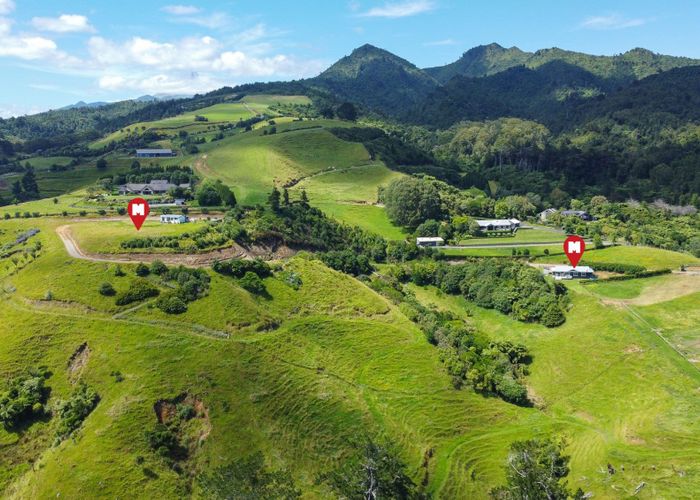  at 167 Wairau Road, Kaitake